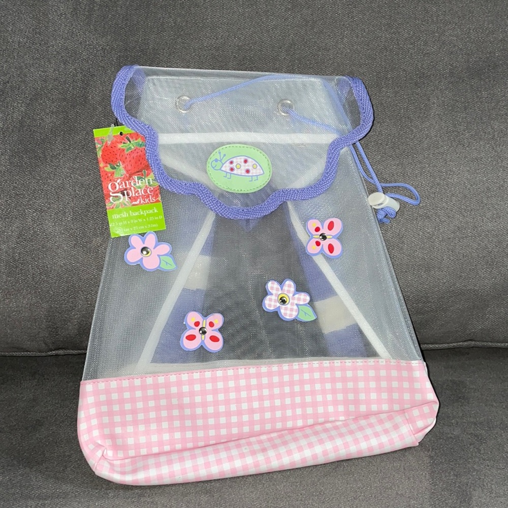 NWT.  Garden Place kids.  Mesh backpack.  12.5x9x1.25”.